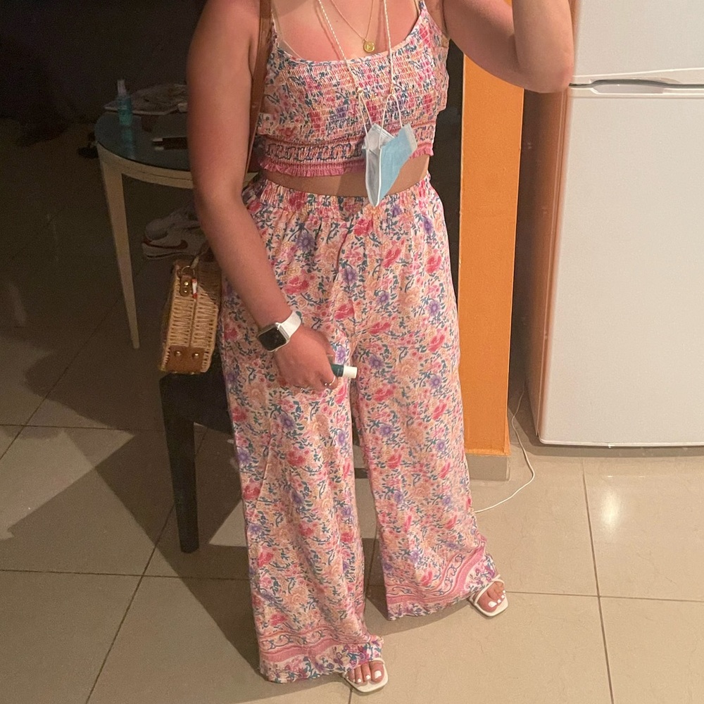 PINK OUTFIT